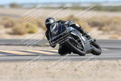 media/Nov-16-2025-Race Pace (Sun) [[8c5fa54630]]/Verified Riders/9-Turn 16 (150pm)/